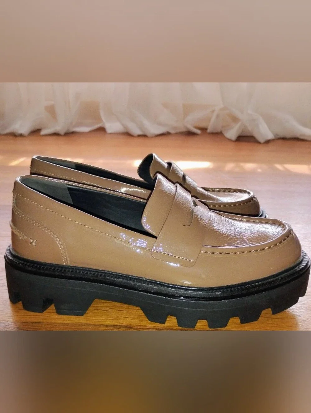 NWOT Rag & Bone Women's Quinn Patent Leather Lug Sole Penny Loafers 7.5 (37.5)